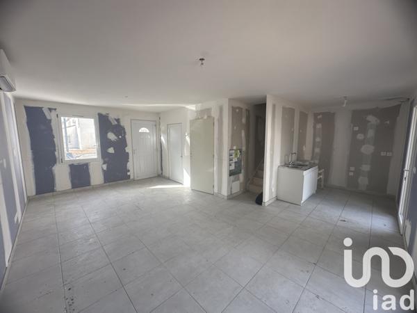 Maison à vendre 4 pièces 74 m² Fos-sur-Mer