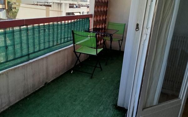 Appartement à louer    1 pièce •  Saint-Laurent-du-Var