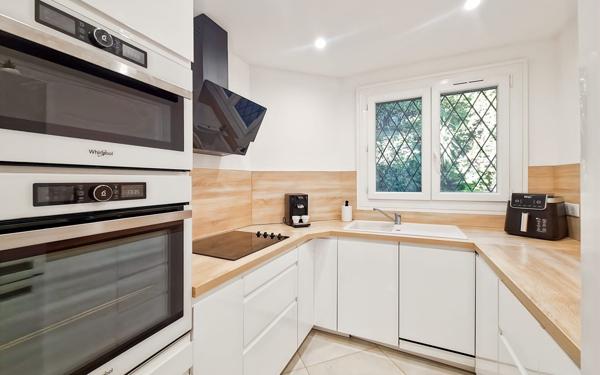 Maison à vendre    4 pièces • 114 m2 Cannes