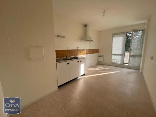 Appartement à louer 4 pièces 87m² La Chaussée-Saint-Victor (41260)