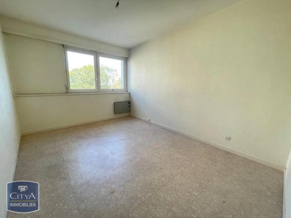 Appartement à louer 4 pièces 87m² La Chaussée-Saint-Victor (41260)