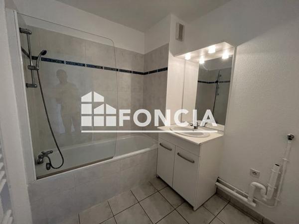 Location Appartement 2 pièces 41.8 m² - DE LA SIXIEME HEURE, DE LA JOI Amiens 80000