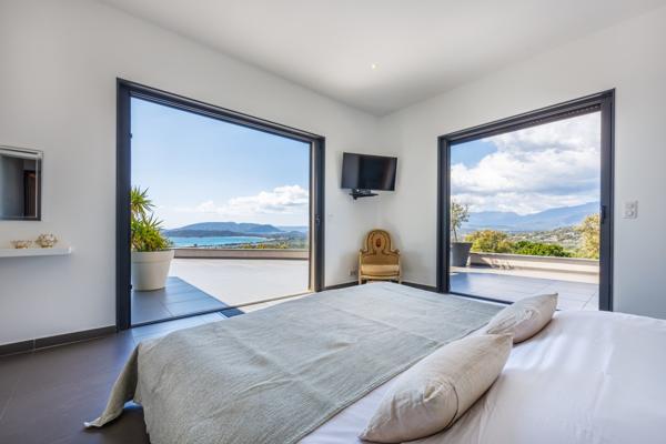 Maison à vendre  10 pièces - 595 m2 ZONZA - 201