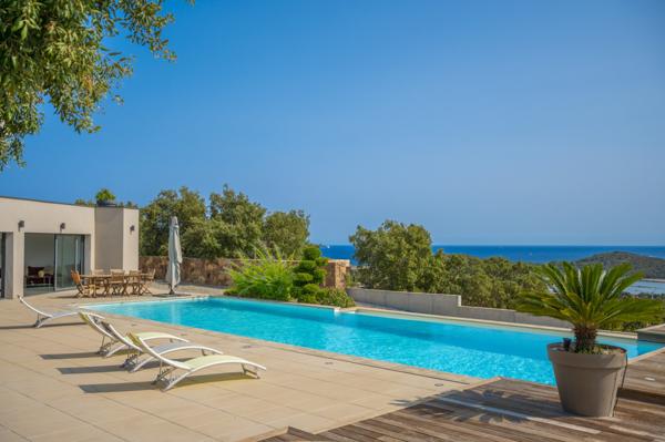 Maison à vendre  10 pièces - 595 m2 ZONZA - 201