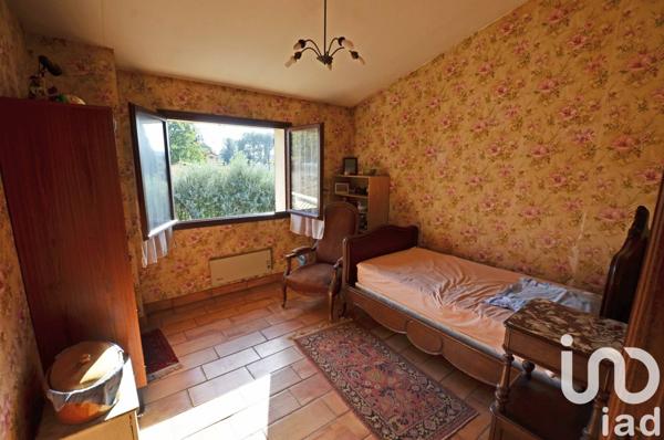 Maison traditionnelle 9 pièces de 215 m² à Mouans-Sartoux (06370)