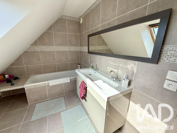 Maison à vendre 6 pièces 110 m² Meslay-du-Maine