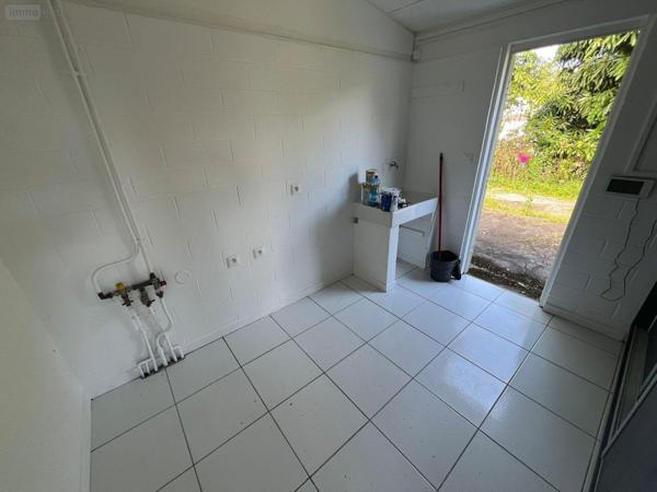 Maison à vendre à La-Montagne à la Réunion (97417), ref : 97405/209   
ruisseau blanc