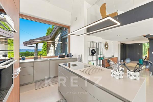 ÉVIAN-LES-BAINS — Villa d'Architecte sur le Golf - Vue Lac