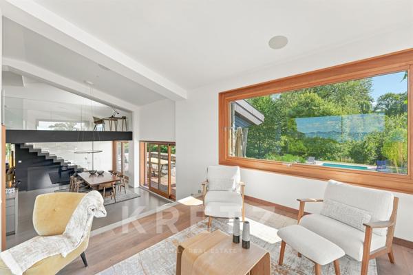 ÉVIAN-LES-BAINS — Villa d'Architecte sur le Golf - Vue Lac