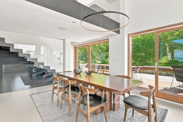 ÉVIAN-LES-BAINS — Villa d'Architecte sur le Golf - Vue Lac