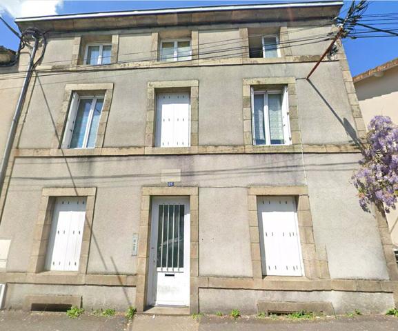 Immeuble de 10 studios sur Bressuire d une surface habitable de176.53 m2entierement loue