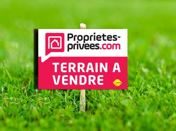 Terrain avec facade Canaulaise à preserver avec permis de construire