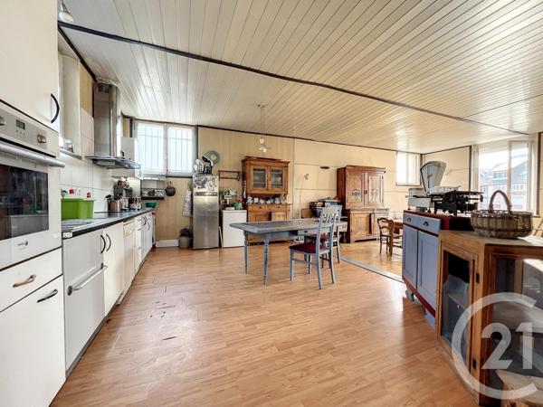 Appartement F5 à vendre  5 pièces - 200,43 m2 VALDOIE - 90