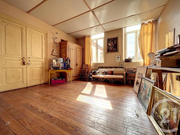 Appartement F5 à vendre  5 pièces - 200,43 m2 VALDOIE - 90