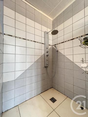 Appartement F5 à vendre  5 pièces - 200,43 m2 VALDOIE - 90