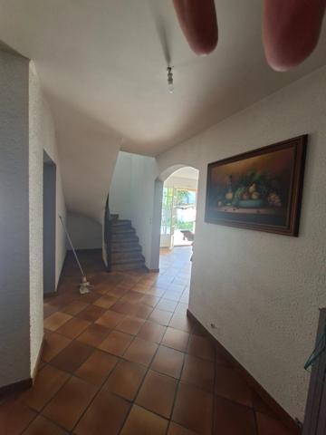 Maison à vendre 5 pièces NIMES (30)