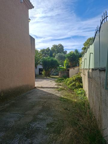 Maison à vendre 5 pièces NIMES (30)