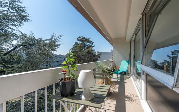 Appartement à vendre    4 pièces • 78,04 m2 Joinville-le-Pont