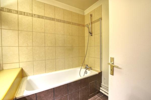 Appartement à vendre 3 pièces COURBEVOIE (92)