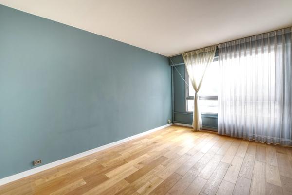 Appartement à vendre 3 pièces COURBEVOIE (92)