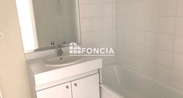Location Appartement 3 pièces 63.51 m² - Lyon 69008