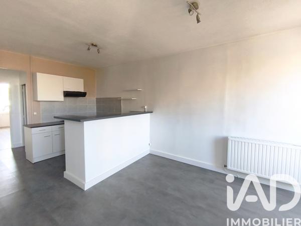 Appartement à vendre 3 pièces 68,27 m² Saint-Genest-Lerpt