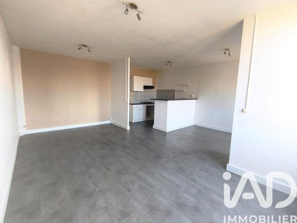 Appartement à vendre 3 pièces 68,27 m² Saint-Genest-Lerpt