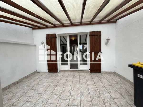 Location Maison 4 pièces 103 m² - 6 PLACE HENRI JURION Launois Sur Vence 08430