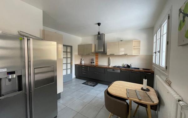 Maison à vendre    8 pièces • 182,39 m2 Yerres