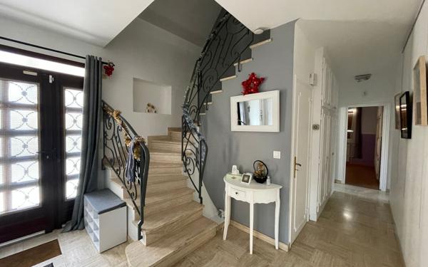 Maison à vendre    8 pièces • 182,39 m2 Yerres