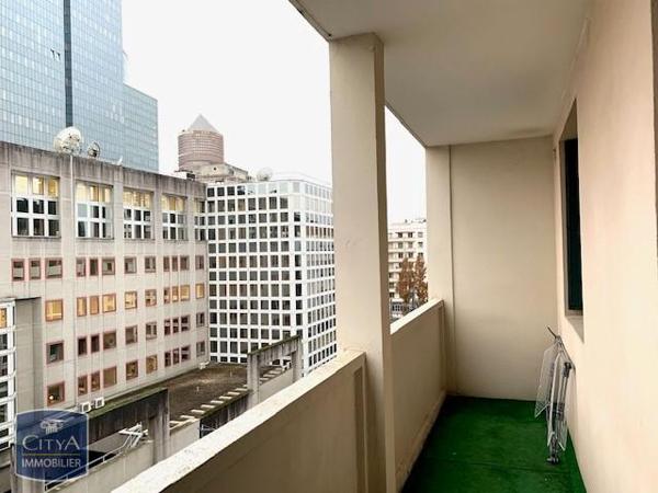 Appartement à louer 1 pièce 31.41m²