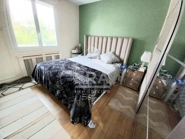 Maison familiale lumineuse 105m² avec terrain à Livry-Gargan