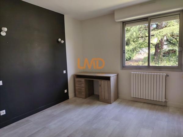 T4 lumineux avec garage, cave et loggia à proximités des écoles