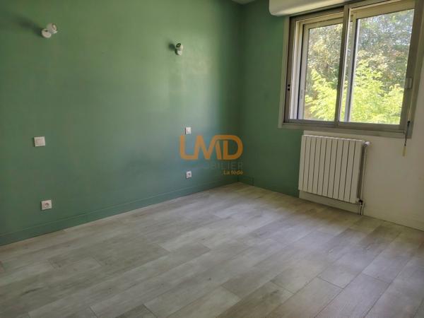 T4 lumineux avec garage, cave et loggia à proximités des écoles