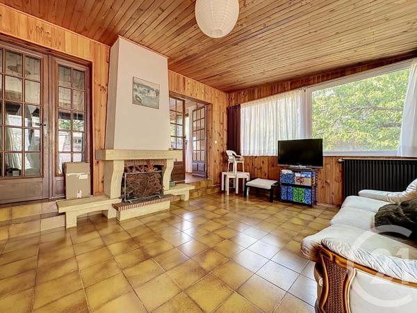 Maison à vendre  5 pièces - 120,20 m 2   FONTENAY LE FLEURY  - 78