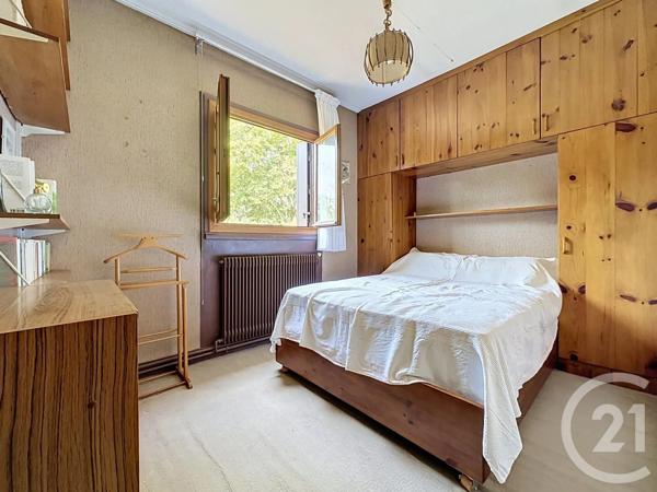 Maison à vendre  5 pièces - 120,20 m 2   FONTENAY LE FLEURY  - 78