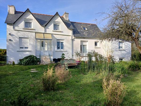 29530 Landeleau au calme, havre de paix, sans vis à vis, vue imprenable, aucun travaux