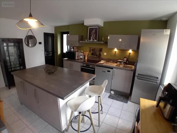 Maison restaurée à vendre à Brette-les-Pins dans la Sarthe (72250), ref : 72012-1090807