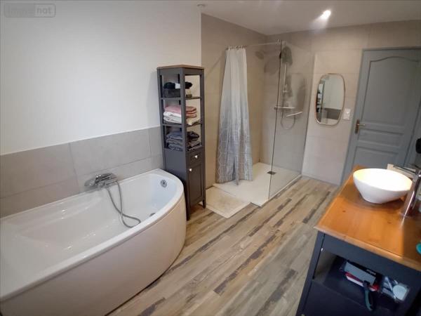 Maison restaurée à vendre à Brette-les-Pins dans la Sarthe (72250), ref : 72012-1090807