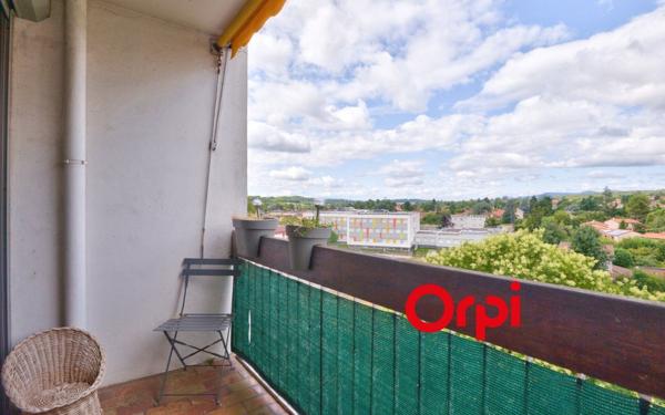 Appartement à vendre    4 pièces • 72,22 m2 Saint-Genis-Laval