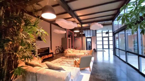 Bureau de 80 m² à louer à Bordeaux Bastide