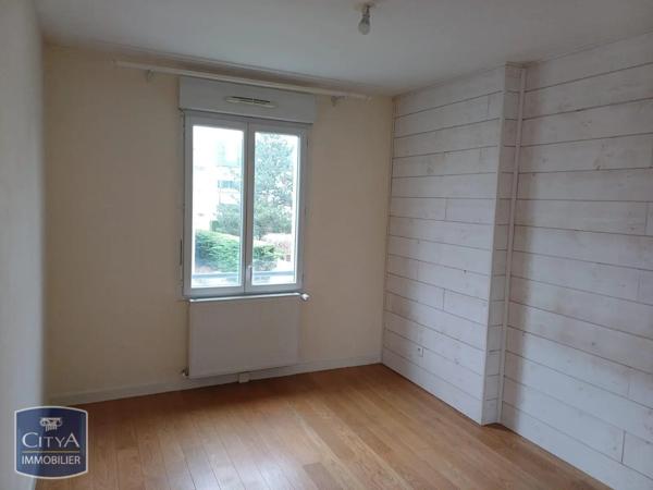 Appartement à louer 2 pièces 43.93m² Noisy-le-Grand (93160)