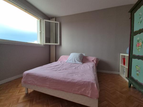Appartement
         2 pièces
        - 51 m² 65 900 € *