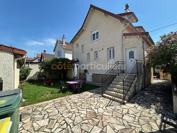 Vente
                Maison110 m² - 4 Pièces -
                    VILLENEUVE LE ROI (94290)