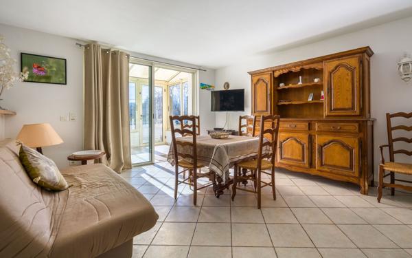 Maison à vendre    14 pièces • 390 m2 Simiane-la-Rotonde