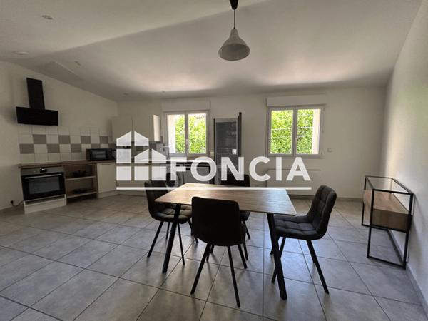 Location Appartement meublé 3 pièces 63.1 m² - LIEU DIT L HUBAC ET ST JEAN Chateauredon 04270