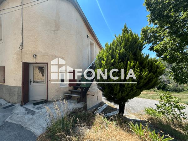 Location Appartement meublé 3 pièces 63.1 m² - LIEU DIT L HUBAC ET ST JEAN Chateauredon 04270