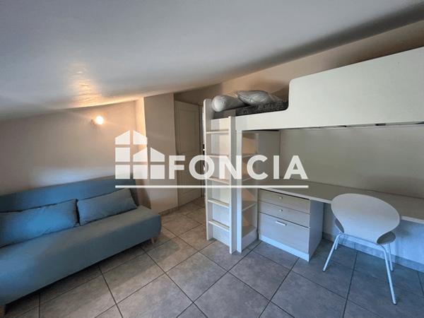 Location Appartement meublé 3 pièces 63.1 m² - LIEU DIT L HUBAC ET ST JEAN Chateauredon 04270
