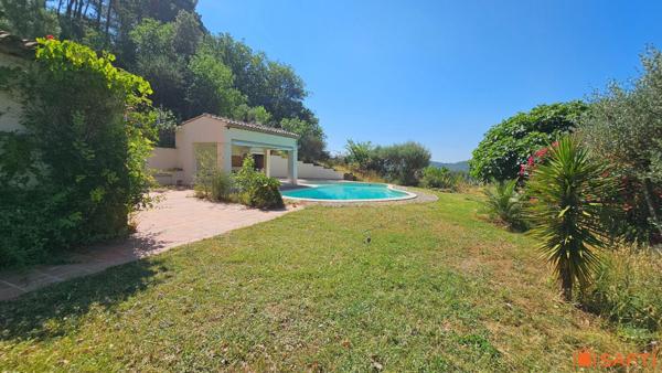 Maison provençale avec piscine