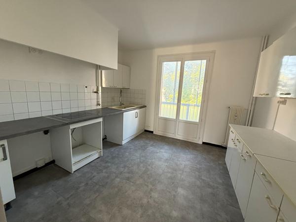 Appartement Nîmes 3 pièces de 79,35m²